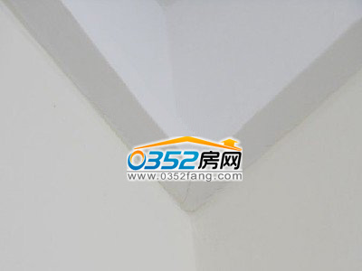 房內窗戶墻面問題顯現