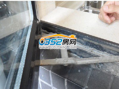 亞運村問題窗戶