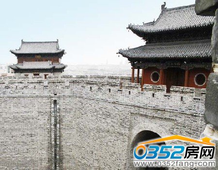 新建的古城墻勢(shì)不可擋