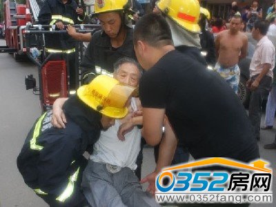 居民現(xiàn)場暈倒