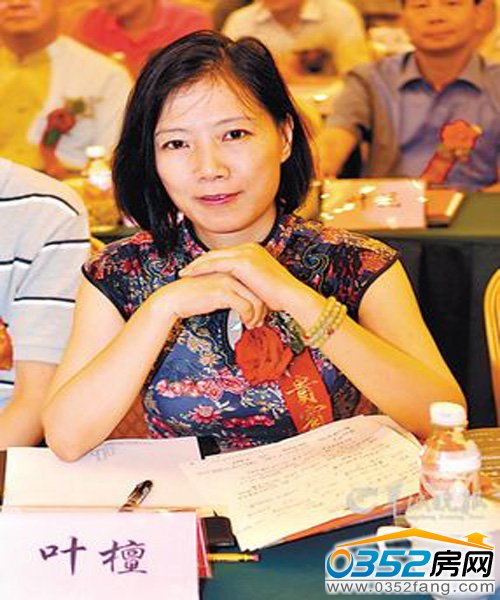 知名財經(jīng)評論家、財經(jīng)專欄作家葉檀