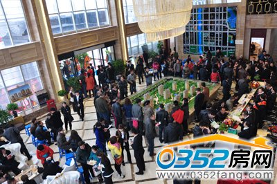 火爆的銷售現(xiàn)場(chǎng)