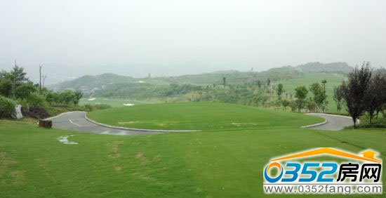 張家界違規高爾夫球場