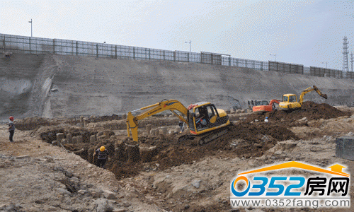 小區商鋪地基施工現場圖