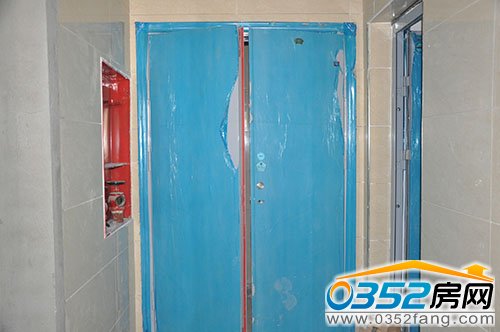 高質量防火門為業主提供安全居住環境