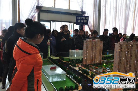碧水云天·御河灣置業顧問向網友介紹樓盤信息