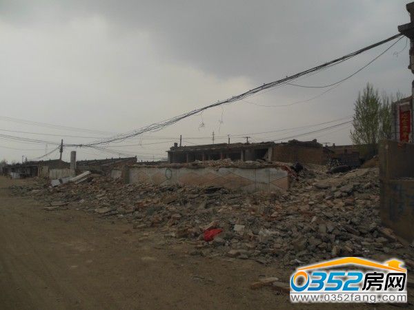 碧水云天· 御河灣 碧水云天· 御河灣工地(曹夫樓村)4月10日現(xiàn)狀