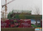 鴻晟廣場樓體建設已出圍擋(2014.4.10)