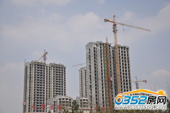 已經(jīng)封頂?shù)臉潜P(pán)