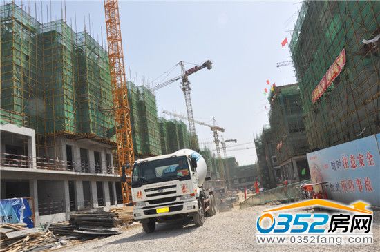 東信國際建材家居廣場工地