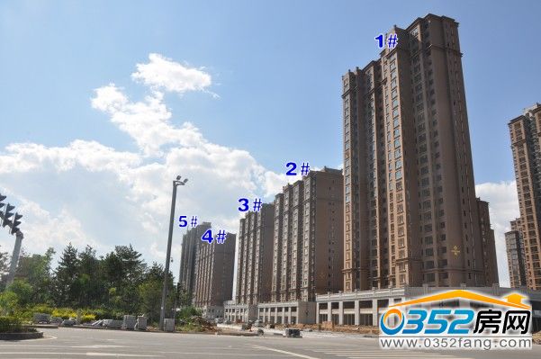 親水灣龍園1-5號樓實景圖(2014.8.14)