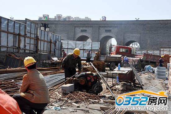 151645517fd80bcc9e3782.jpg 444.jpg