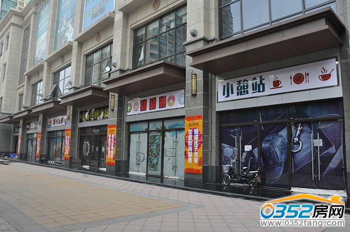 14174110b5944415c70650.jpg DSC_0022.JPG