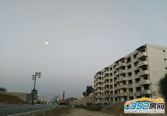 191042491d072b86fe2434.jpg 建筑.jpg