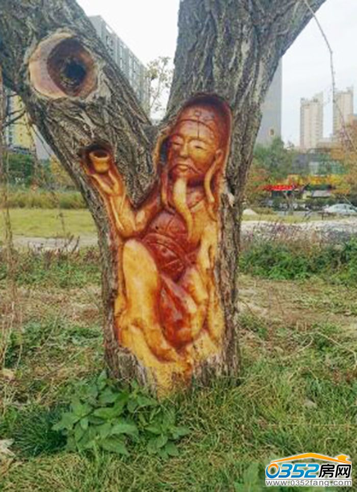 311636092dcc9947795842.jpg 雕塑2.jpg