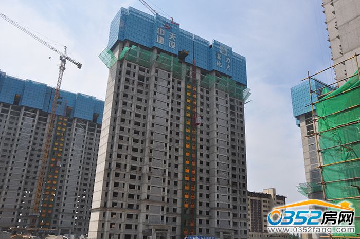 151804043f204e24409671.jpg 富力悅湖灣.JPG