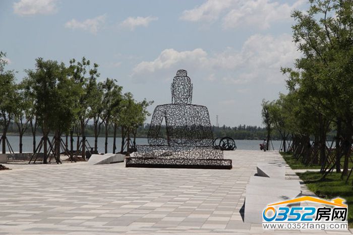 131501379fd5e6fc805434.jpg 2902846.jpg