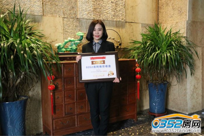 091547317d1de790332825.jpg ziyunhuacheng.jpg