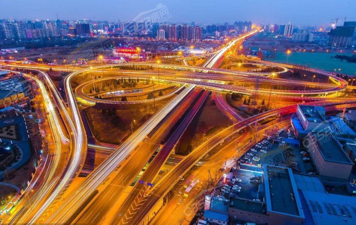 181500348b99a557a92637.jpg 配套高架.jpg