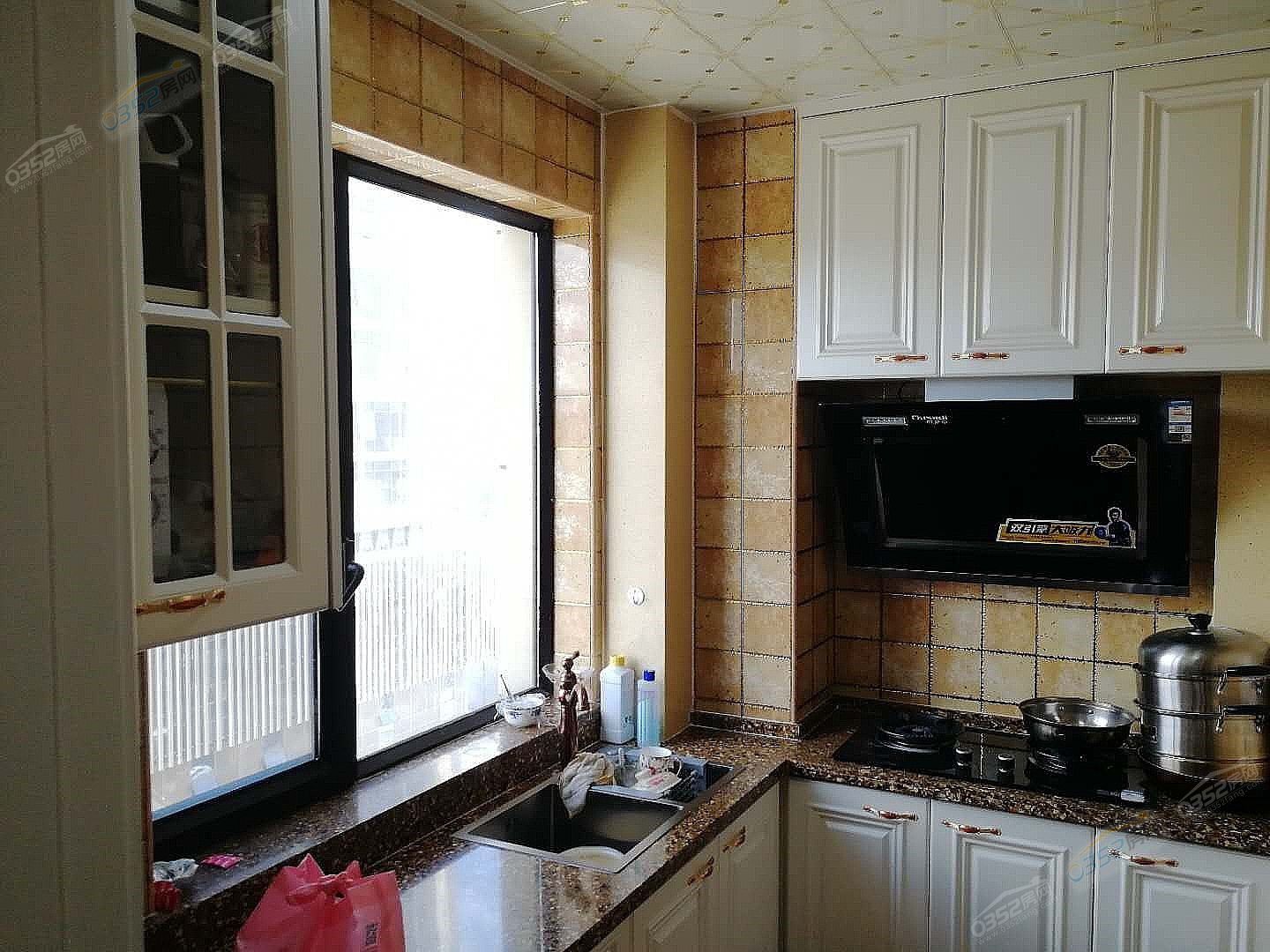 251123363edf17cf4a6441.jpg