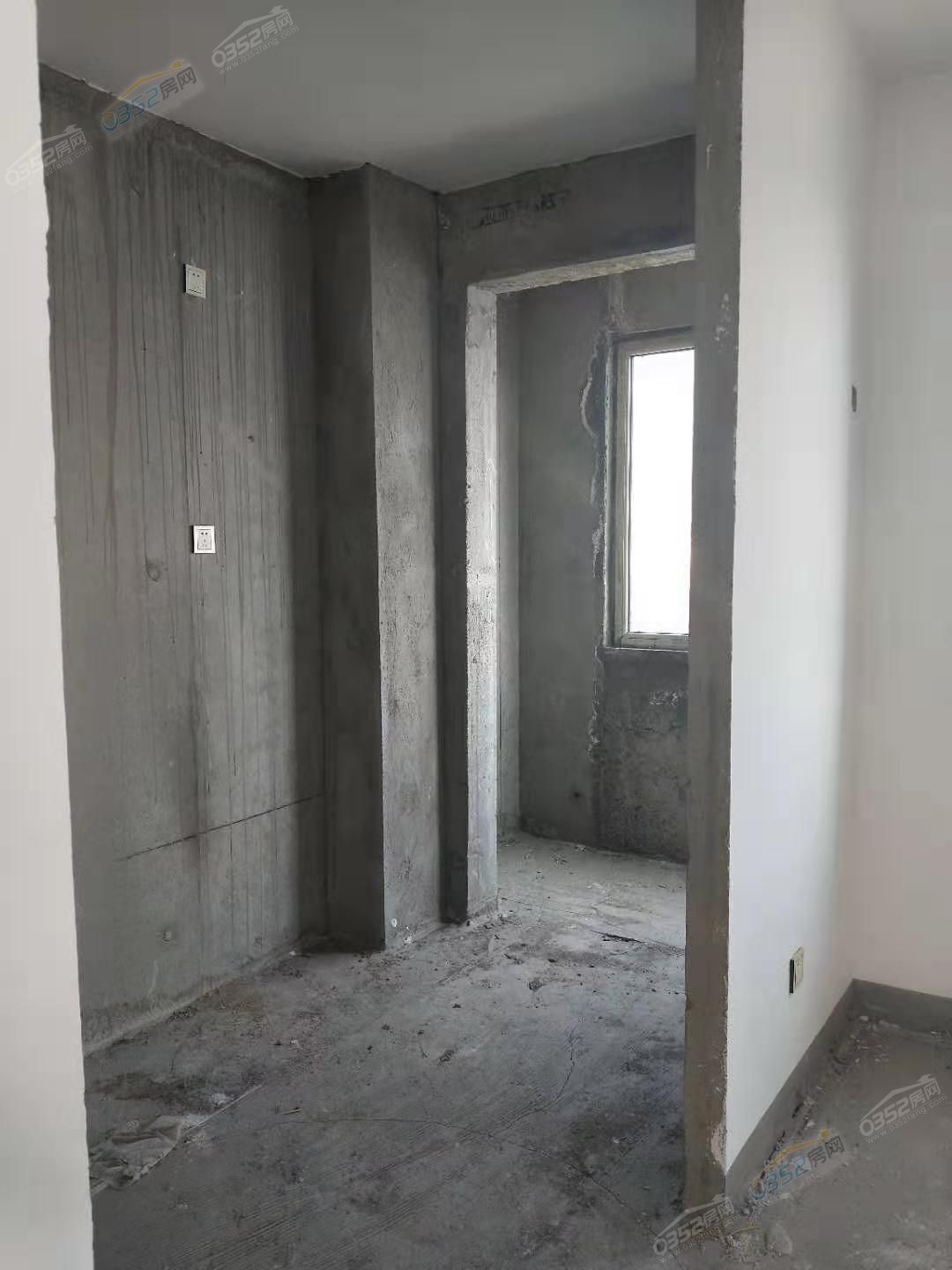 061957439116dd09dd3623.jpg