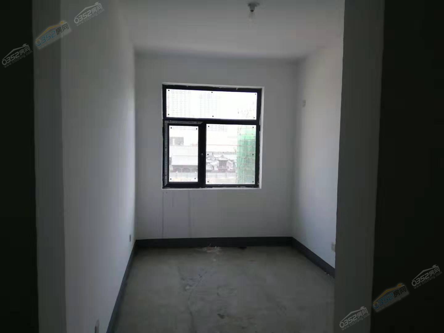 211118035bc346ce841790.jpg