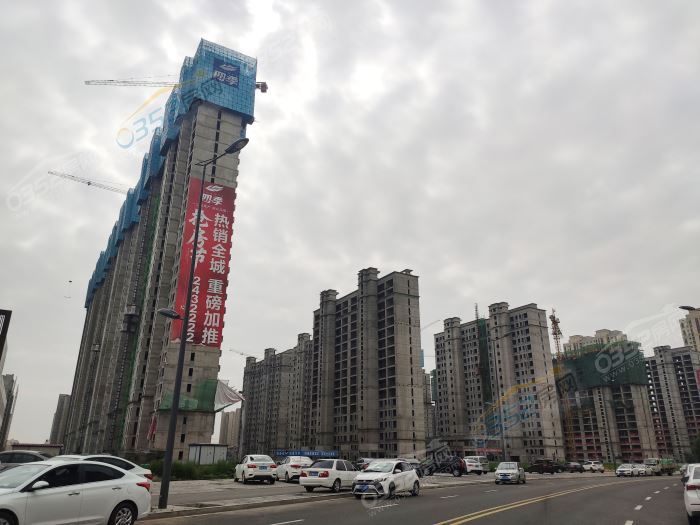 271629105ed5beef179847.jpg 四季2.jpg