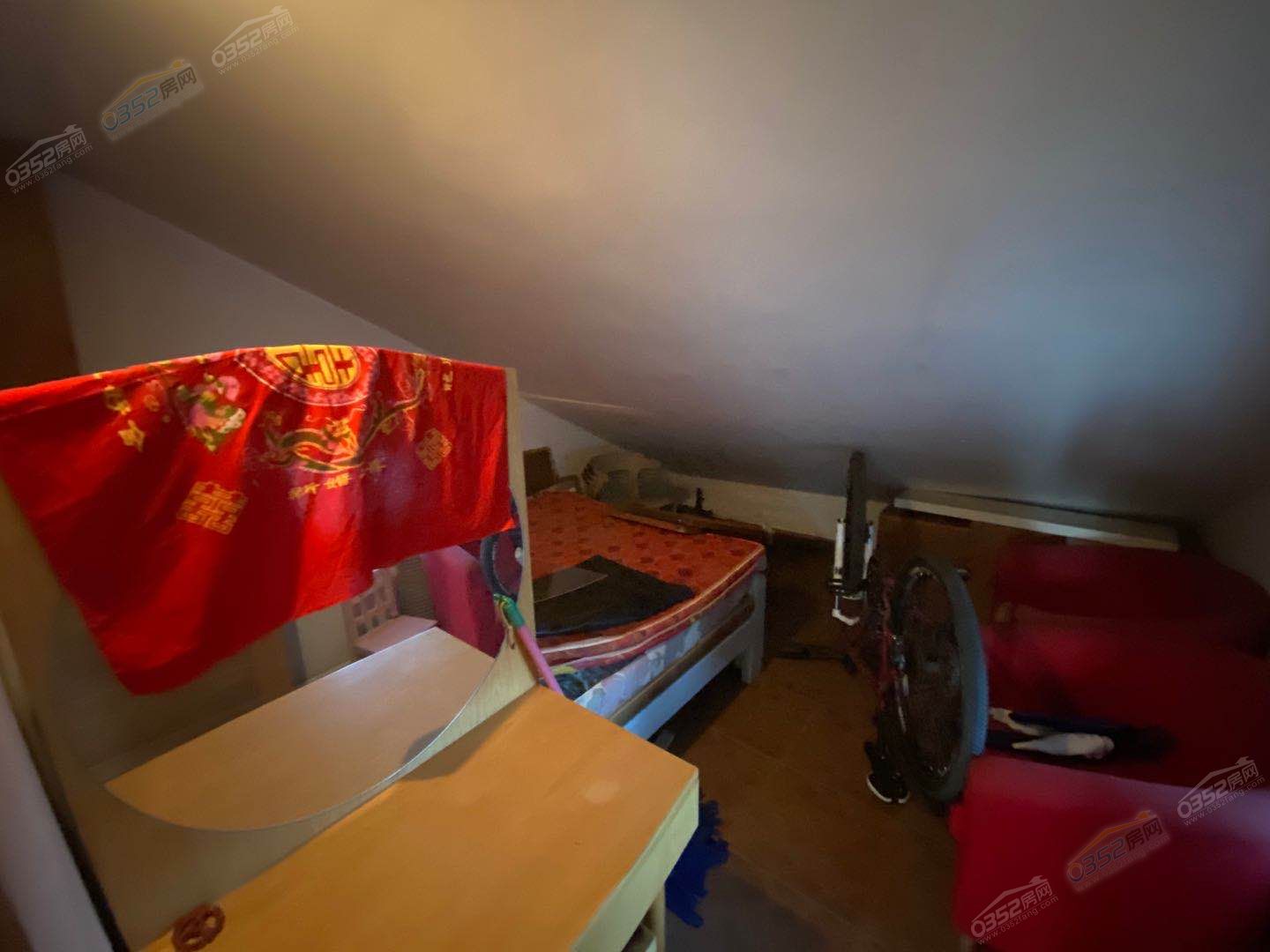 04180808b06cbddf1f0126.jpg