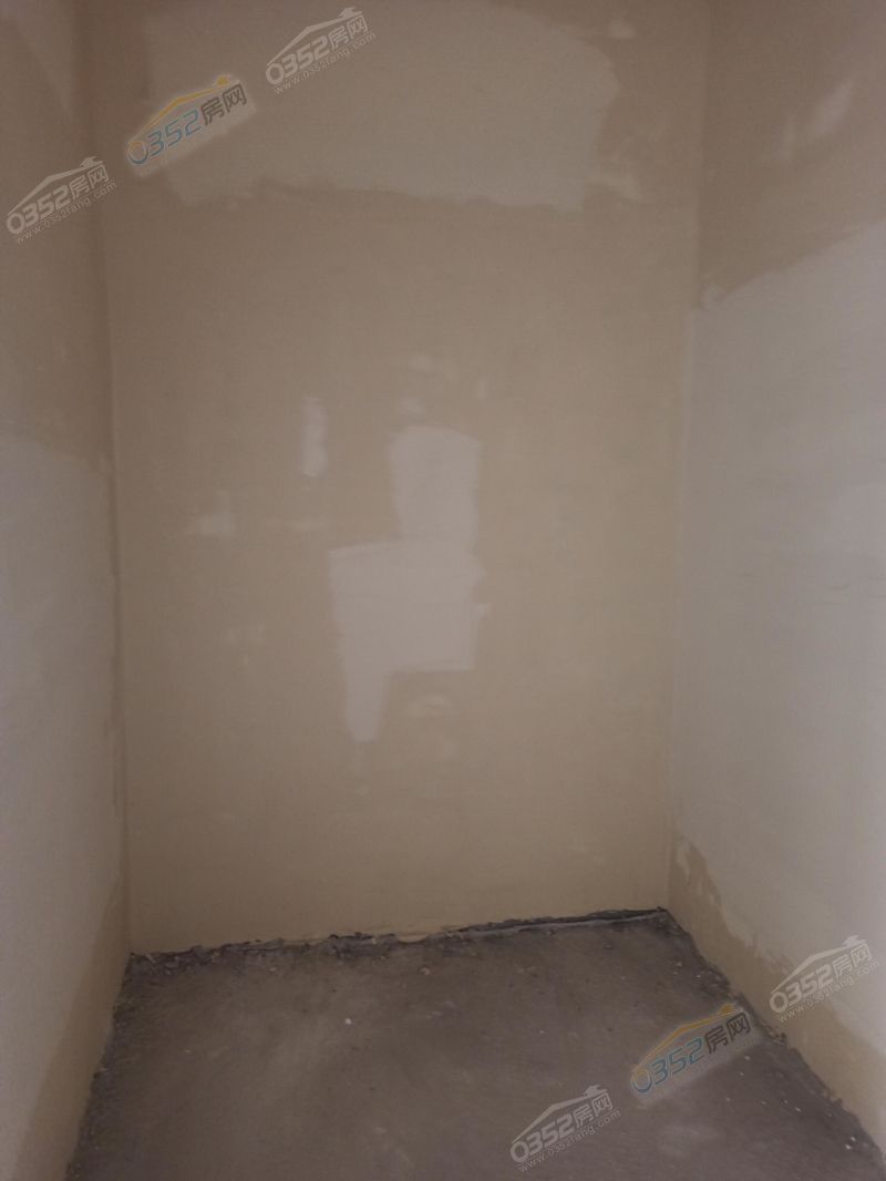 2110172640995513e46165.jpg