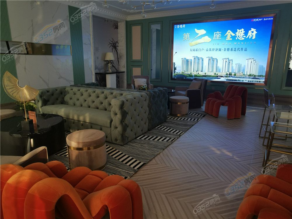 261656326cb468e6bd1906.jpg 售樓部內(nèi)景.jpg