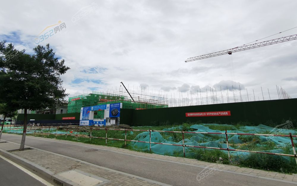 保利 (2).jpg 保利 (2).jpg