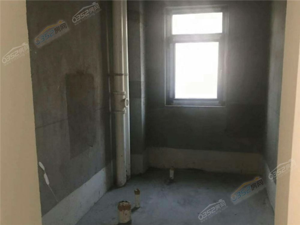 xE86esb57zBnadndbPim.jpg